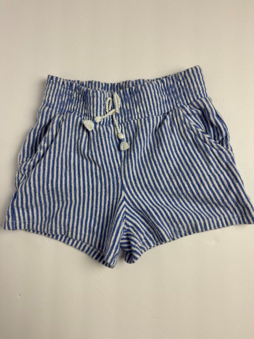 Tommy Bahama Stripped Shorts Girl Size S ( 5-6 )
